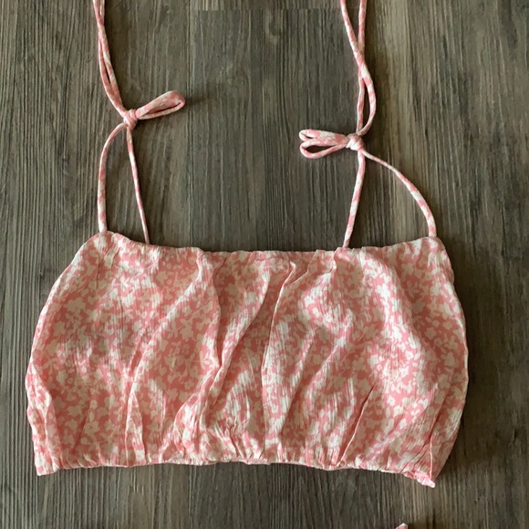 Pink Lily 2 Piece Floral Set - Picture 2 of 3